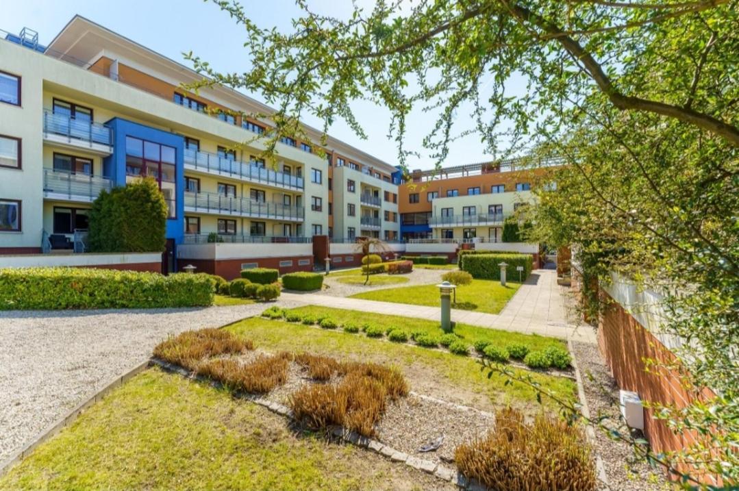 Unique Beige & Gold Apartments Колобжег Экстерьер фото